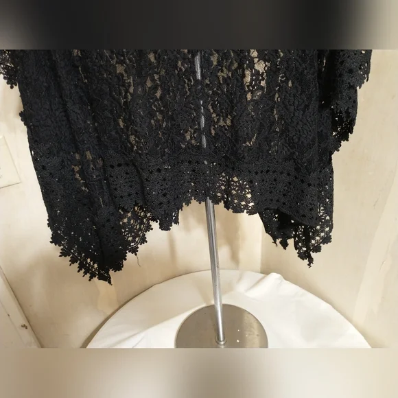 Black Lace Women’s Top - Picture 6 of 8